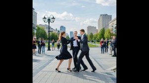 Песня: Кадриль Охота Потанцевать ИИ v1.1