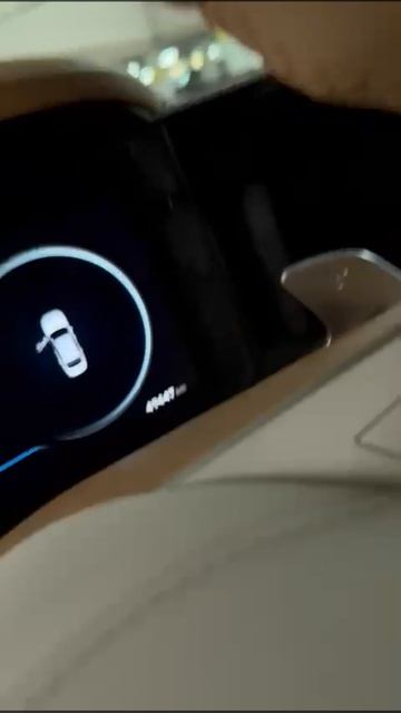 Шикарный Hyundai Grandeur на нашей стоянке в Южной Кореи. Уже скоро он отправится к нашим клиентам!