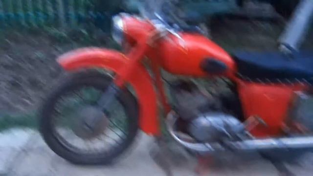 ЗАВОДИМ ИЖ-Ю2К 1967г С РАЗРЯЖЕННЫМ АККУМУЛЯТОРОМ В 8