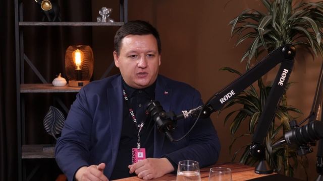 Стань фингУру вместе с ФингурУ. Подкаст 3 Дарьи Волковой гость Денис Дмитриев