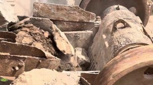 Строительство, дробление щебёнки