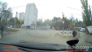 Воронеж. Езда на красный..Наглость или тупость?