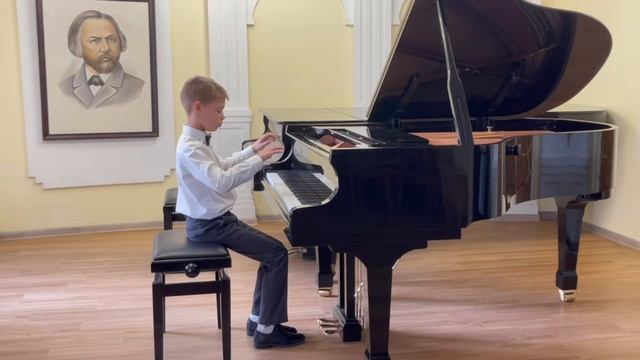 1.К. Черни-Гермер тетрадь 1 Этюд №43 D-dur  2.К. Черни соч. 718 Этюд №11 A-dur смотреть онлайн