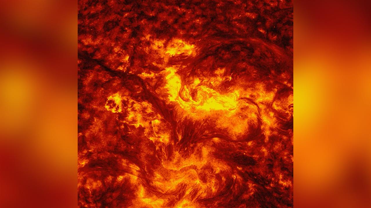 На Солнце произошла вспышка высшего балла на линии Солнце-Земля: кадры