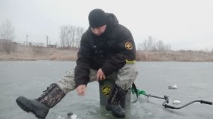 ПЕРВЫЙ ЛЁД 2025! Долгожданный,жутко ну Улов есть)