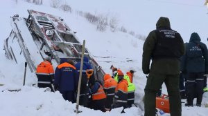 Погребенного под лавиной на Камчатке мужчину нашли живым
