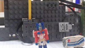 g1 оптимус прайм трансформация (пластилиновая анимация)