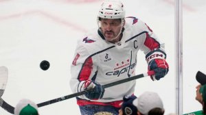 Вратарь "Сент-Луис Блюз" пытался украсть 900-ю шайбу Овечкина