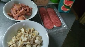 Воскресенье. Готовлю пиццу.