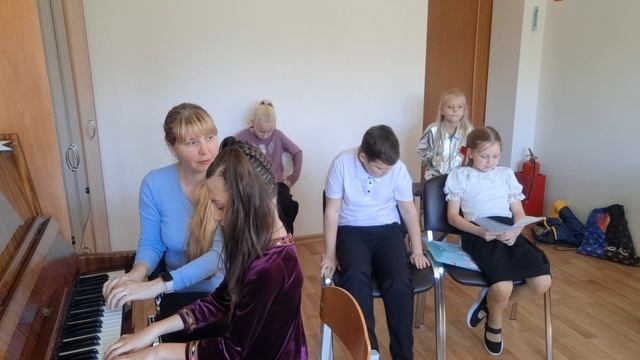 Сукиашвили Н.Г.  Организация домашних занятий на начальном этапе игры на фортепиано