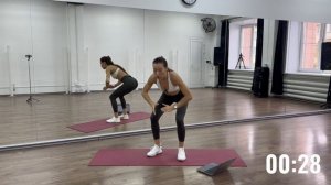 Тренировка full body 10 минут на все тело без инвентаря / жиросжигающая тренировка 10.11