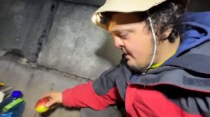 Супер Сус ● ЗАЛЕЗЛИ К БОМЖУ