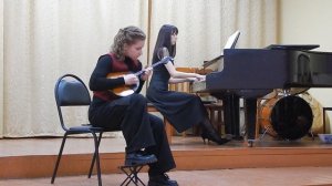 Н.Будашкин Концерт для домры с оркестром II часть. Думка.