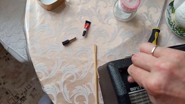 Как вытащить сломанный Джек 6.3 TRS из гнезда