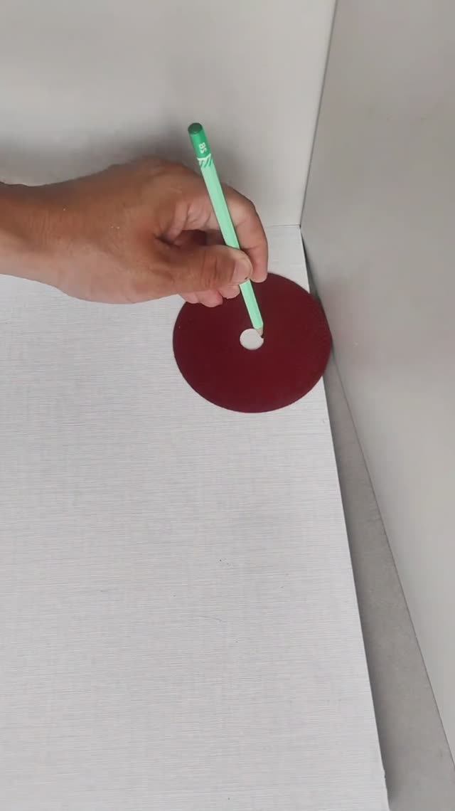 Как сконструировать уголок с невозвратной стороной