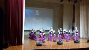 Танцуют дети!