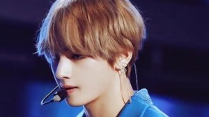 ✨ Ким Тэхён: Король брендов и "Зимнее Золото"! ❄️👑