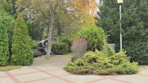 Теплый воскресный день.Работа. Прогуливаюсь.