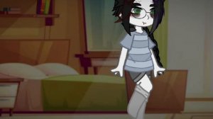 поясняю
чёрно-белой я стала так как, попала в свои сны