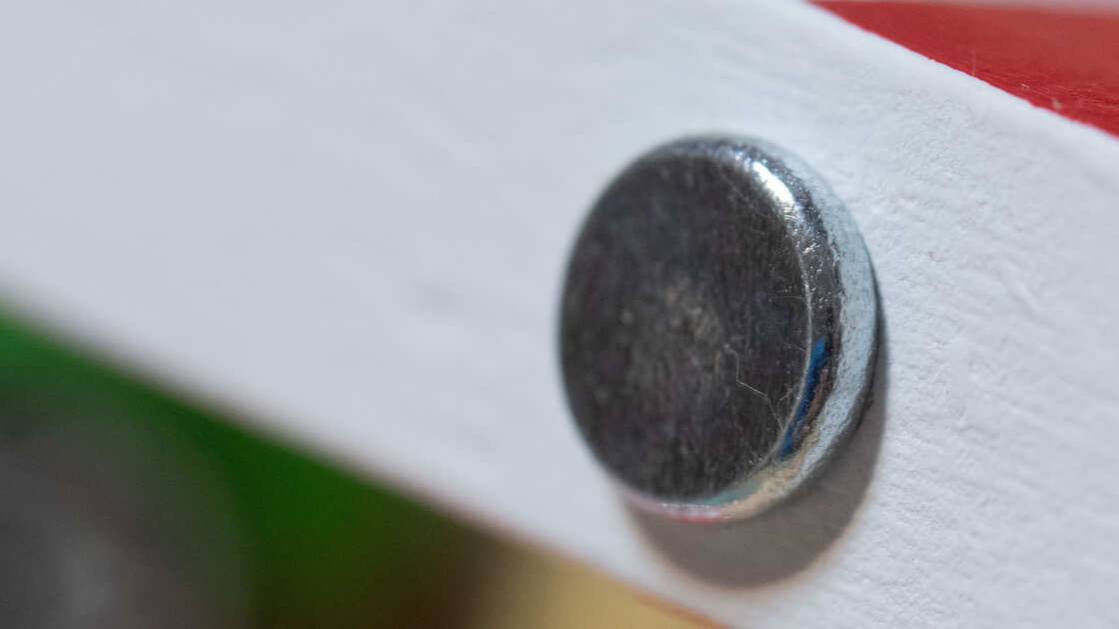 Суд запретил в РФ сайты с рекламой магнитов для остановки счетчиков