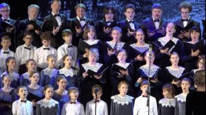 17. Вот солдаты идут