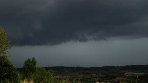 Три человека погибли и 15 пострадали при шторме на острове в Испании