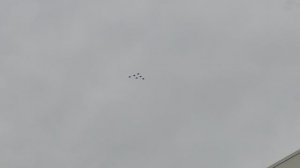 Пролет истребителей ROADCONTROL159