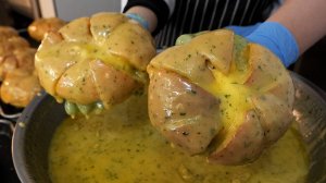 Чесночный хлеб со сливочным сыром - корейская кухня