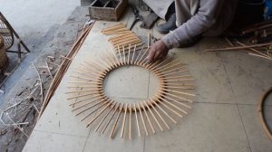 Создание настенного зеркала из бамбука