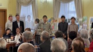 Культура колледжын устудьуоннарын толоруутугар Д. Г.  Дыдаев кэргэнигэр суруктарынан дьүһүйүү.