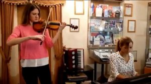 Сектор газа - Туман - Играют две красавицы на пианино и скрипке