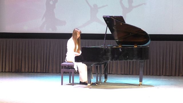 Изабелла Бондарева. Вальс фа диез минор из сказки-оперы Ёлка В.Ребиков