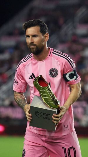 Забьёт 1000 голов или нет?