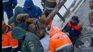 На Камчатке живым обнаружен мужчина, попавший под лавину