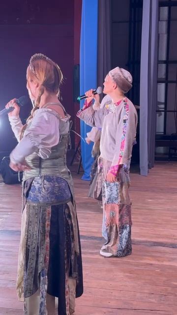 «Балаган Лимитед» и их «Клевая»