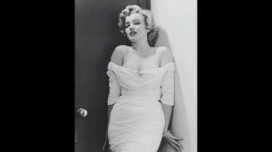 Slavik Pogosov - как Мэрлин Монро .mp4