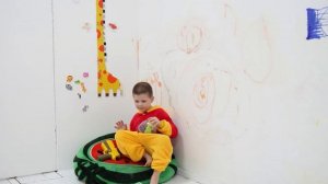 62 The child is sick and doesn't want to go to kindergarten. Mom went to get some pills.