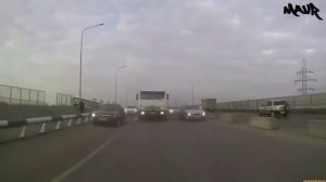 Мгновенная карма на дороге