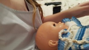 уход за басиком и  Лили и  Лии