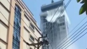 Хлынула вода