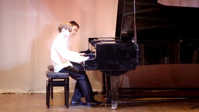 13 А. Корепанов «Осенний вальс», исп. Жуйков Савелий и Агафонов Арсений смотреть онлайн