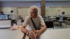 Я упёрлась и Негодую! Что я буду делать без тебя_ Другую найдёшь! Муж должен быть подкаблучником!