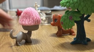 Маленькие милые питомцы уехали в деревню