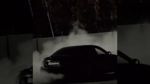 Эдит с машиной