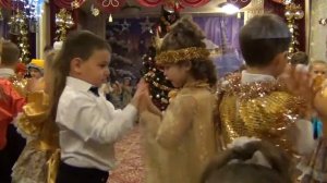 Общий танец "Ледяные ладошки" на новый год