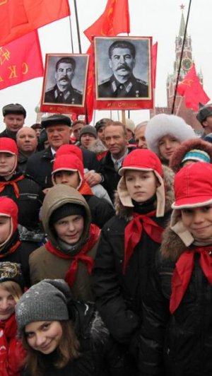 2025. СТАЛИНИЗМ В РОССИИ ВОЗРОЖДАЕТСЯ ВО ВЛАСТИ: цитаты чинуш. Мнение А.РОЖИНЦЕВА