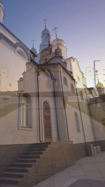 Город Анапа / площадь с храмами смотреть онлайн