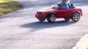 База мужчин с 7 до 70 лет.