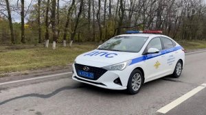 Полицейские часто рискуют своей жизнью, спасая людей