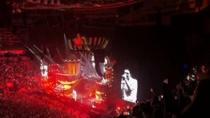 Уютный ноябрь: рецепт булочек с корицей, концерт в Москве, подарки на день рождения